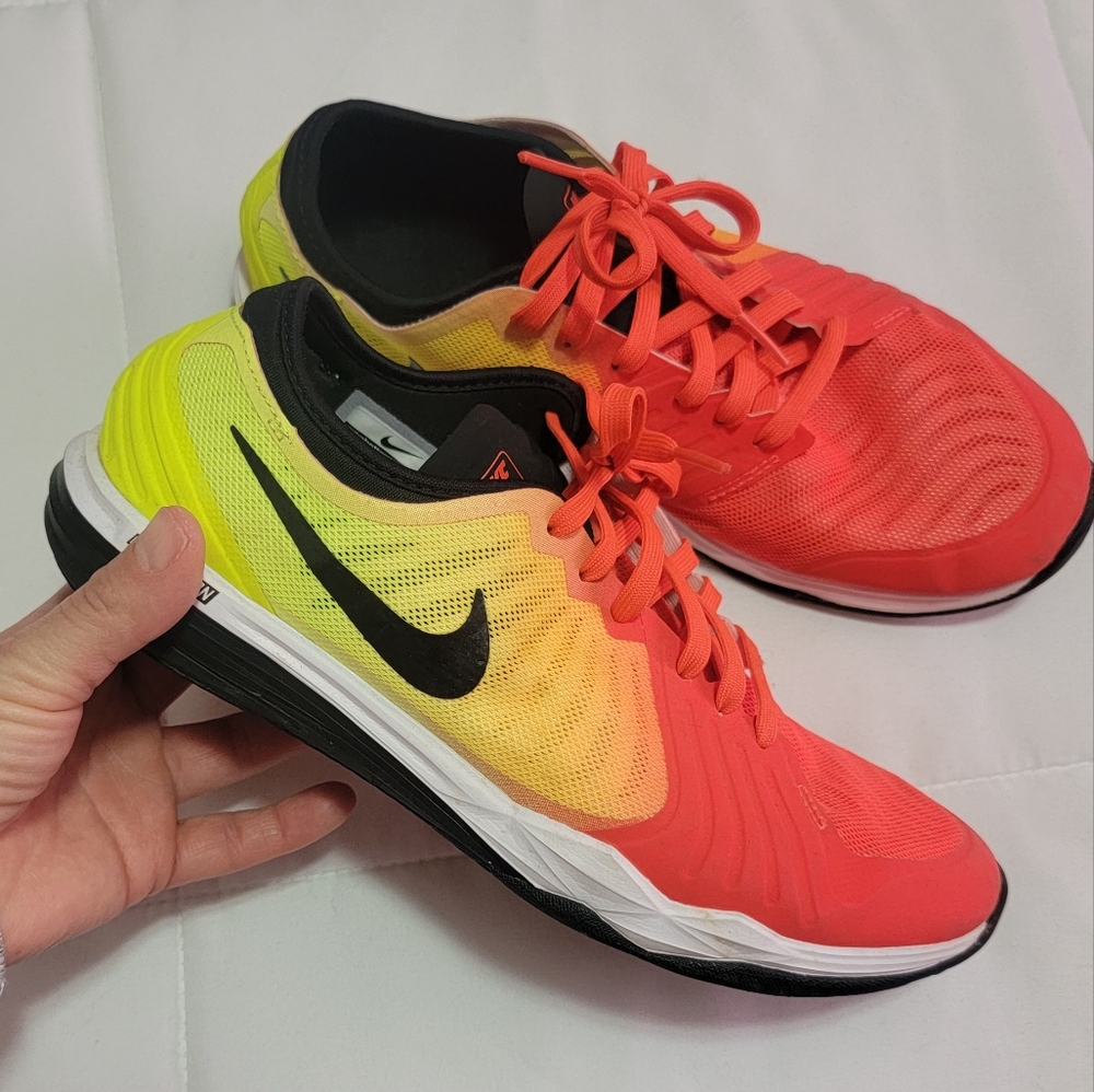 Nike Dual Fusion Shoes